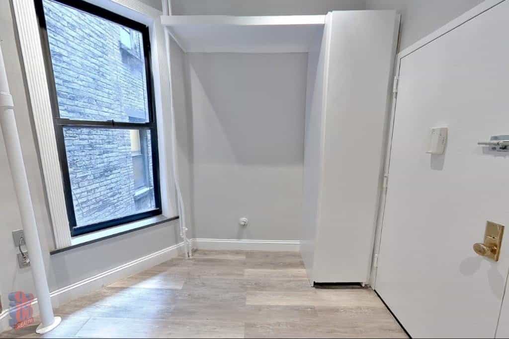358 West 51 Street #EL, Manhattan, NY 10019 2