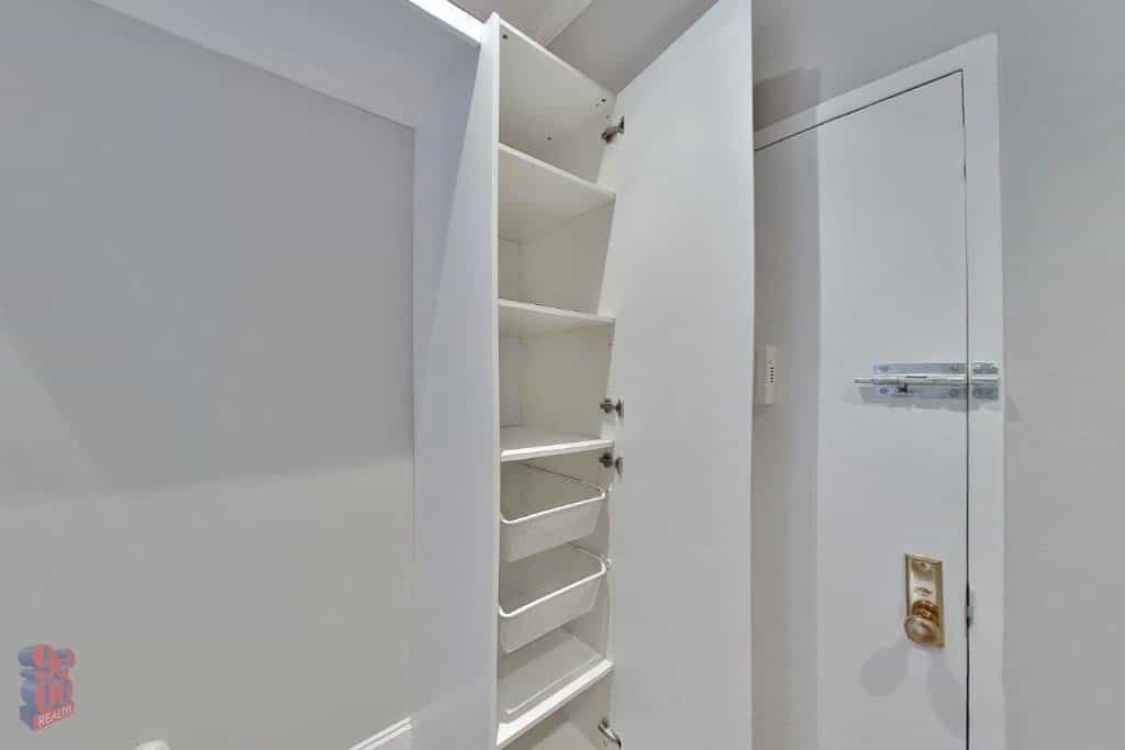 358 West 51 Street #EL, Manhattan, NY 10019 3