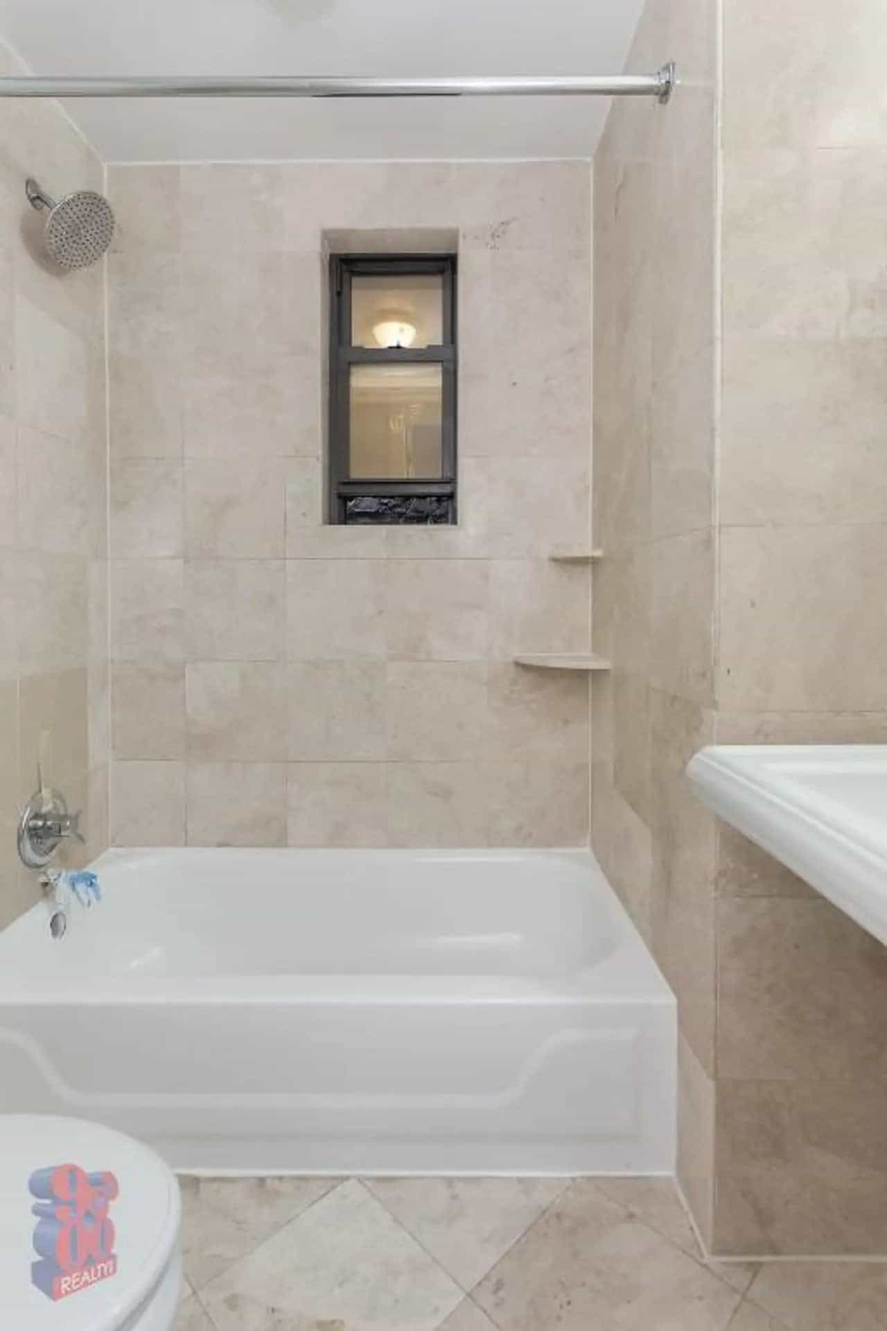 221 East 23 Street #09, Manhattan, NY 10010 5