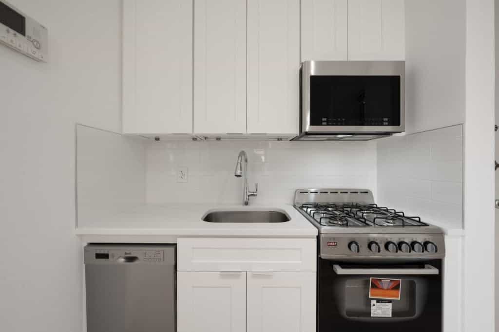 308 W 82 St #5A, Manhattan, NY 10024 2