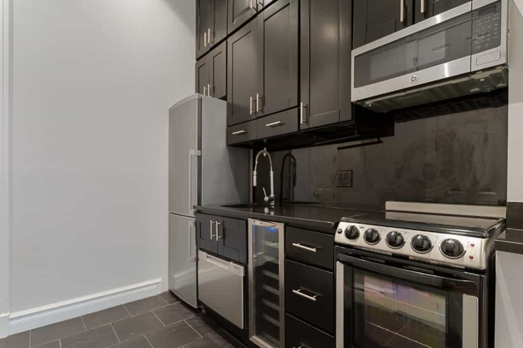 420 West 51 Street #2F, Manhattan, NY 10019 2