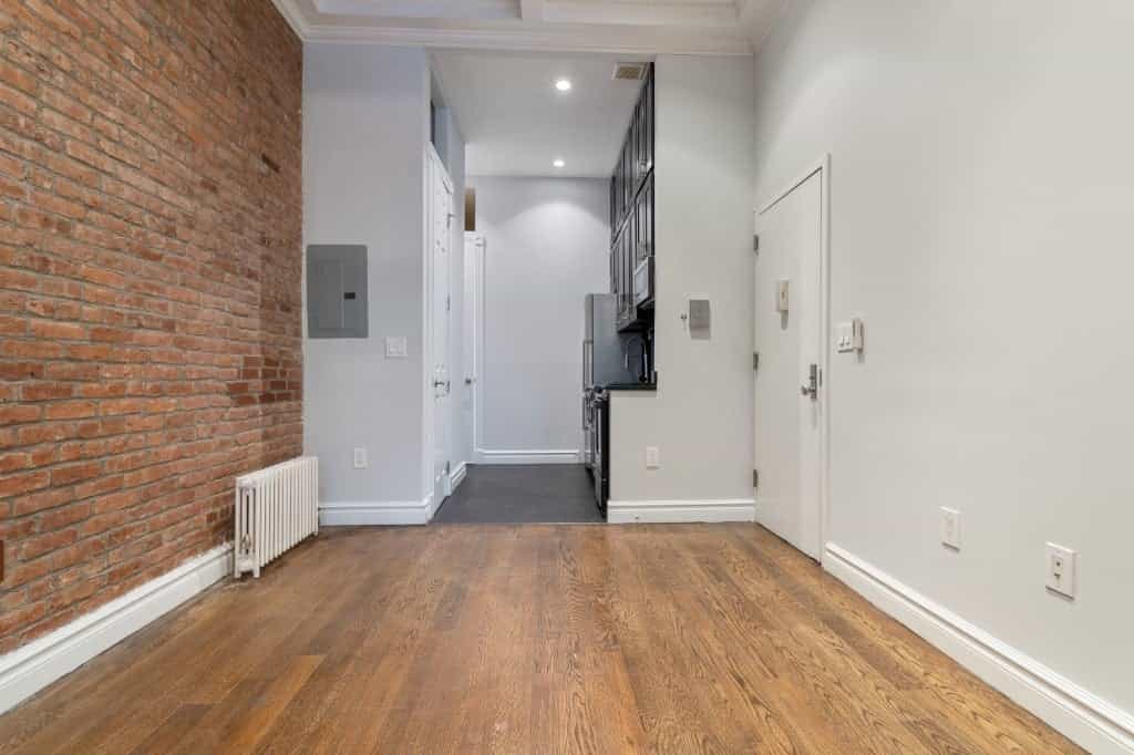 420 West 51 Street #2F, Manhattan, NY 10019 3