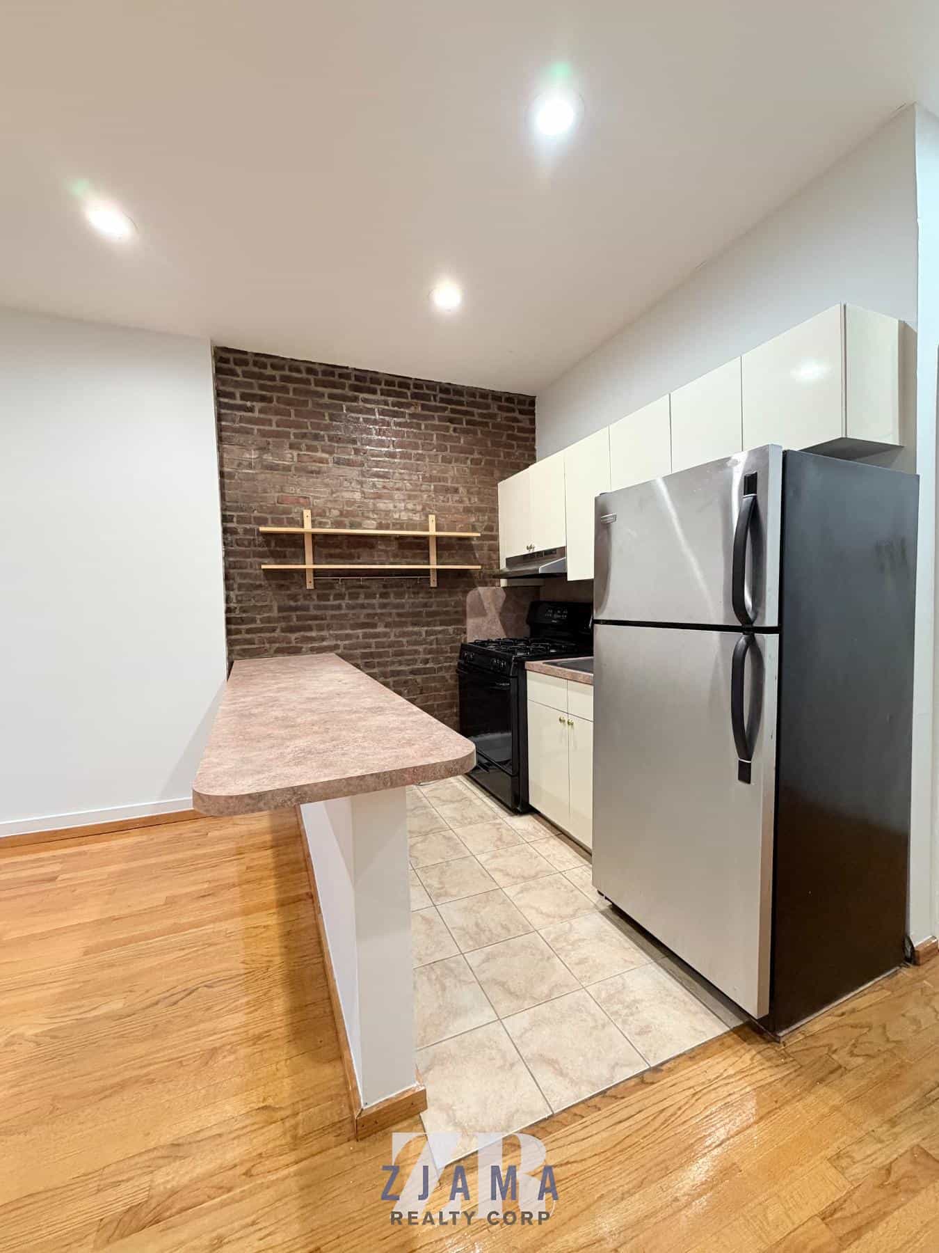 545 5 Avenue #3R, Brooklyn, NY 11215 3