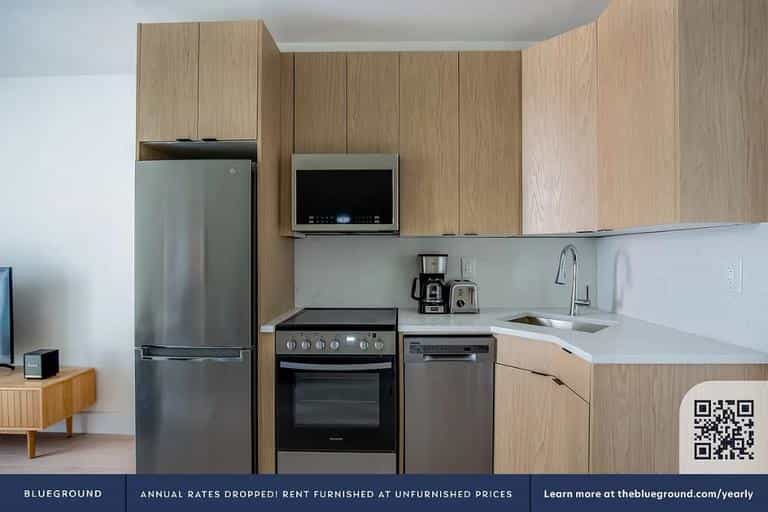 170 1 Avenue #6, Manhattan, NY 10009 5