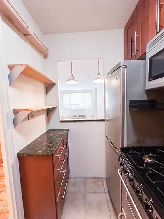 301 East 22 Street #3HI, Manhattan, NY 10010 3