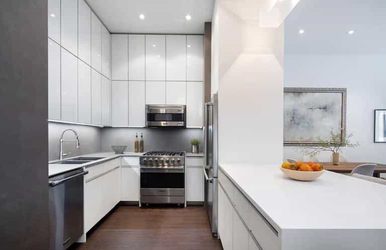 212 West   25 Street #7, Manhattan, NY 10001 3