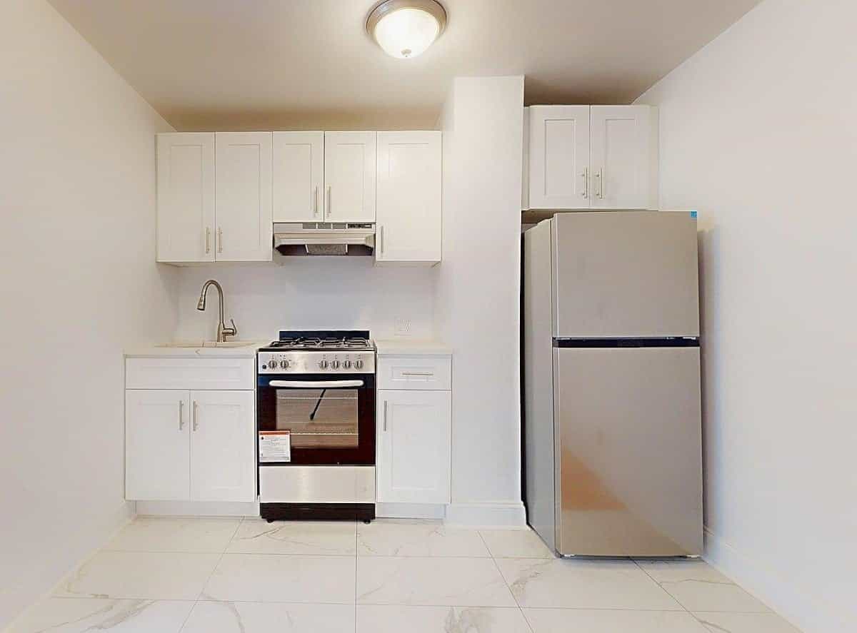 471 Central Park West #5A, Manhattan, NY 10025 3