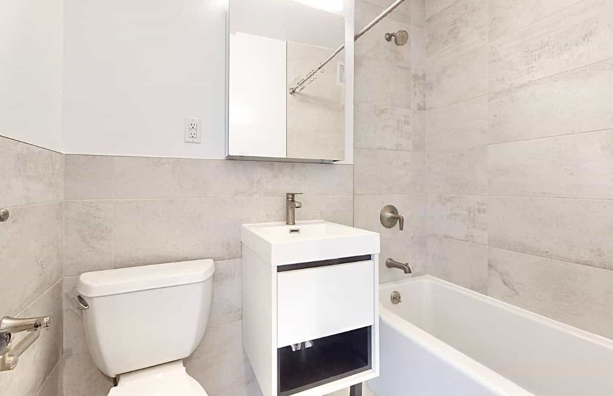 220 East 26 Street #1FE, Manhattan, NY 10010 2