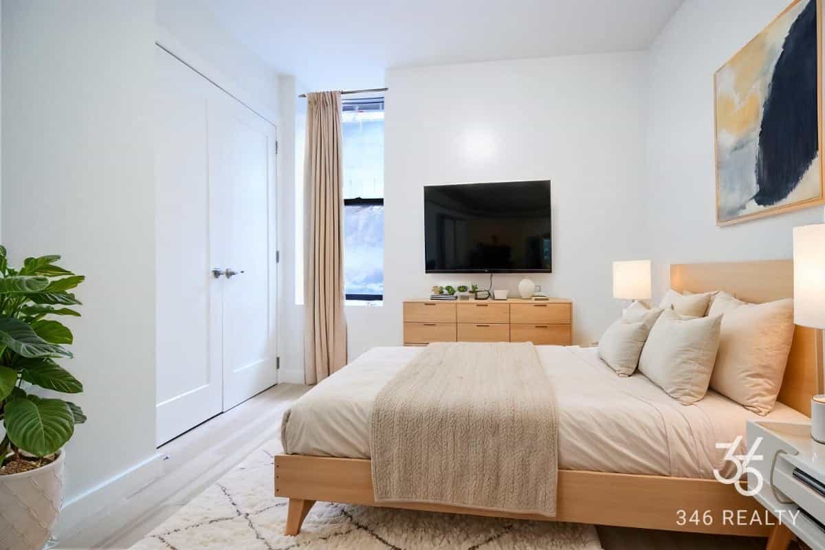 556 West 184 Street #BSMT, Manhattan, NY 10033 3