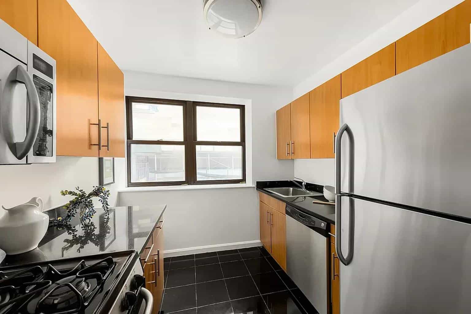 20 West Street #10G, Manhattan, NY 10006 2