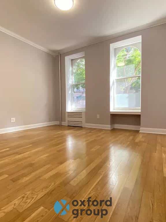 214A East 18 Street #6, Manhattan, NY 10003 4