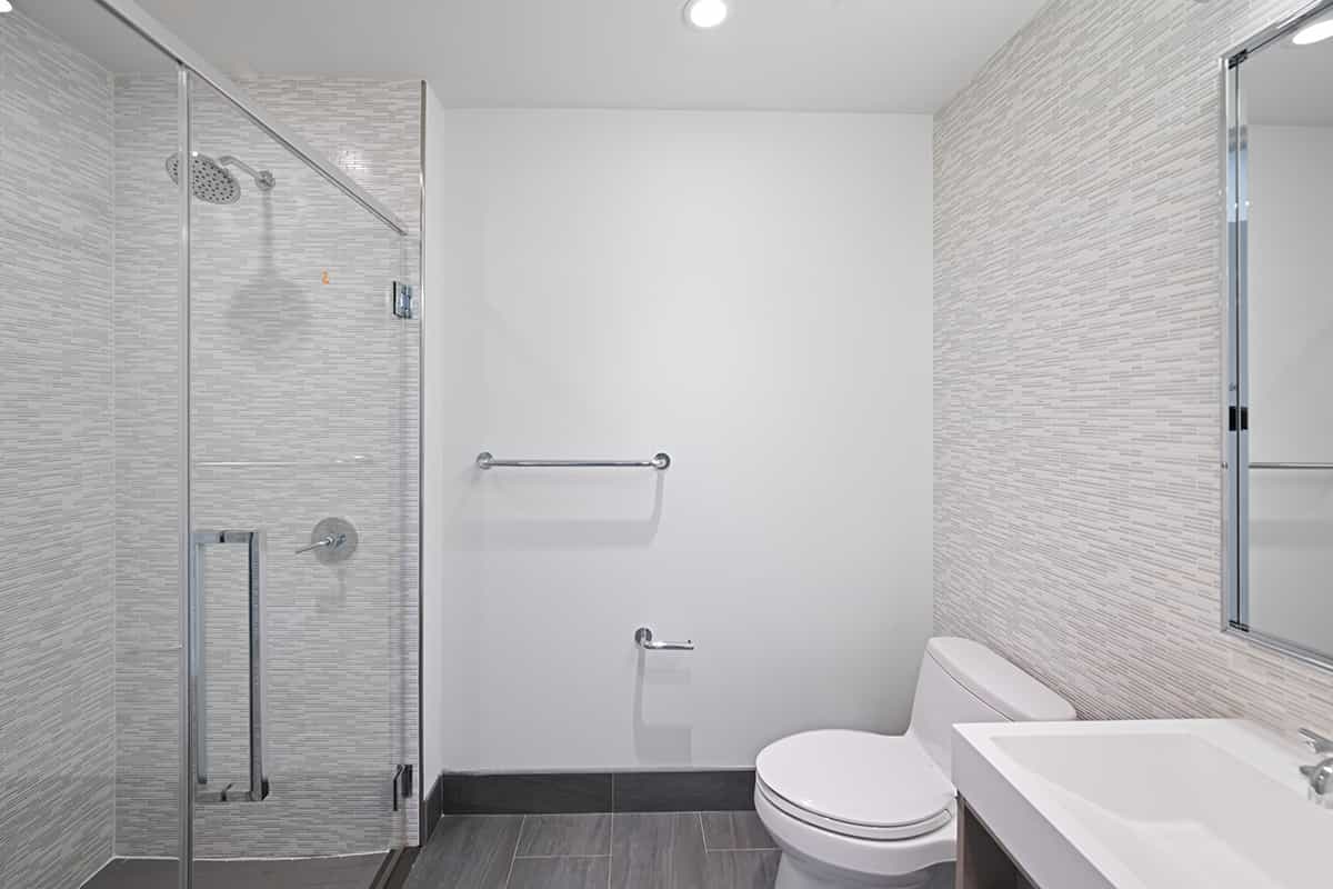 555 10 Avenue #38H, Manhattan, NY 10018 3