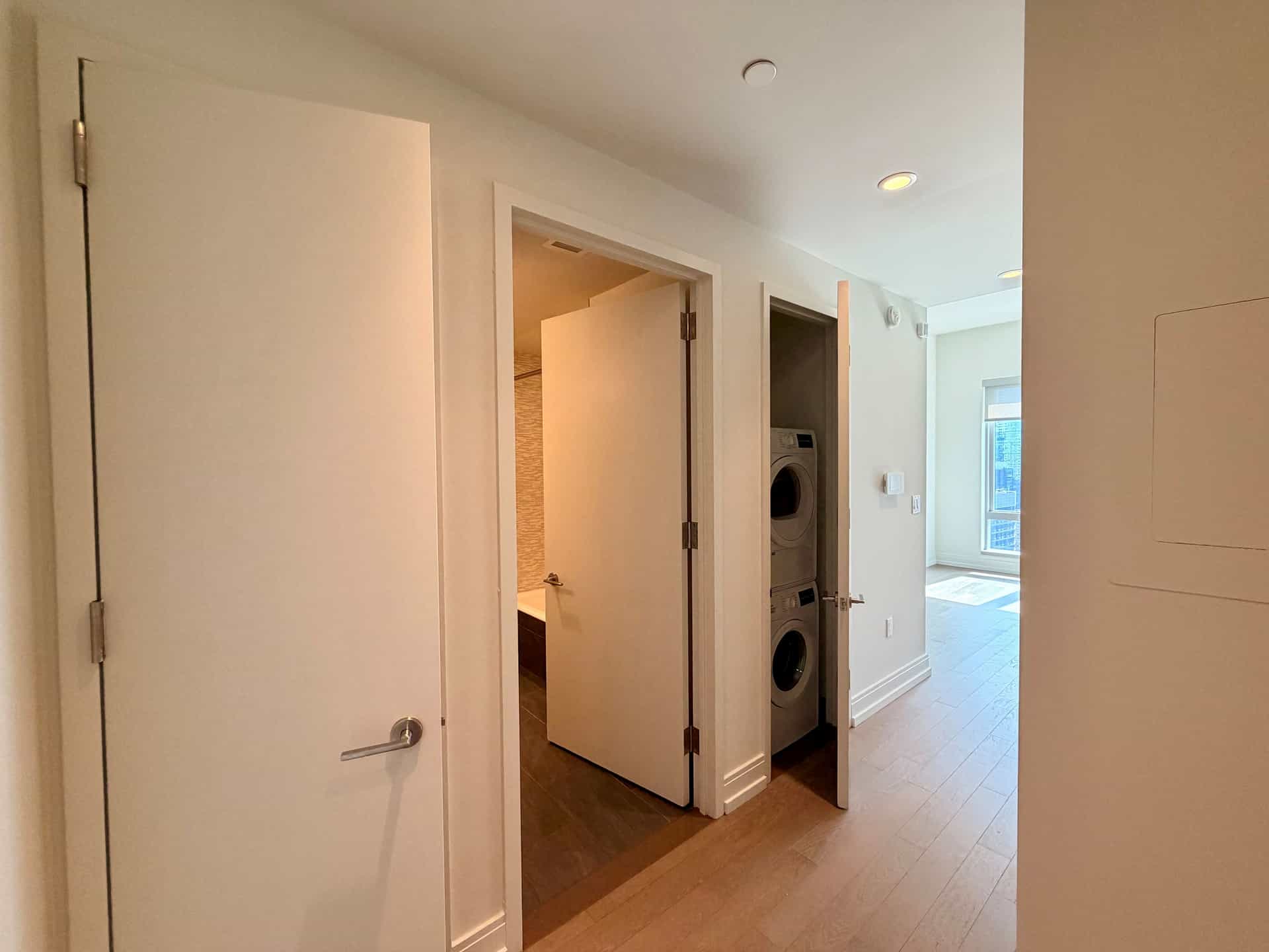 555 10 Avenue #29C, Manhattan, NY 10018 5
