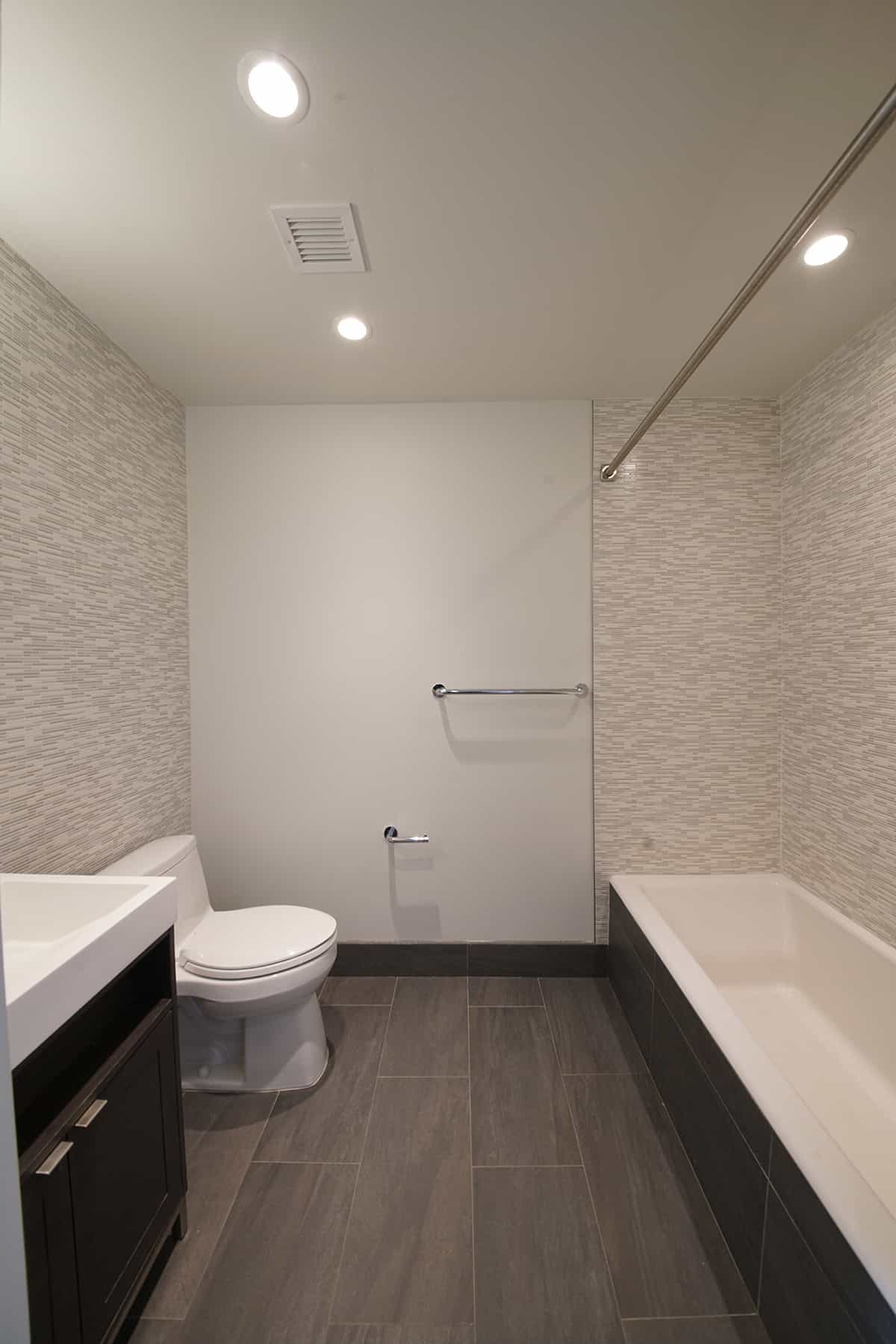 555 10 Avenue #31G, Manhattan, NY 10018 5