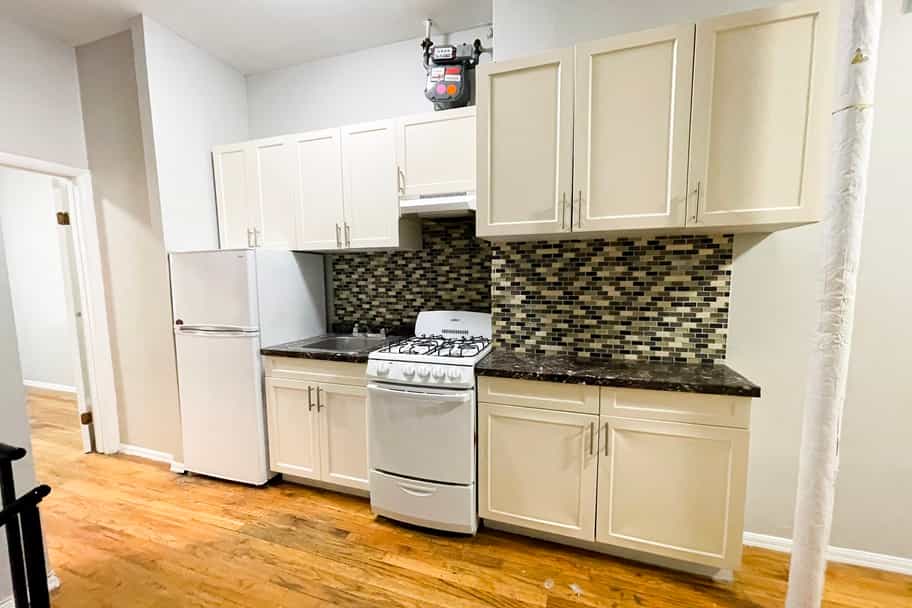 218 East 6 Street #DU3, Manhattan, NY 10003 4