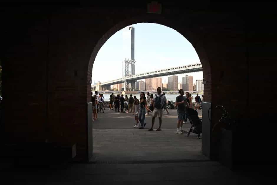 DUMBO vs. Tribeca: where should you rent?