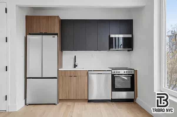 96 Moore Street #1R, Brooklyn, NY 11206 2