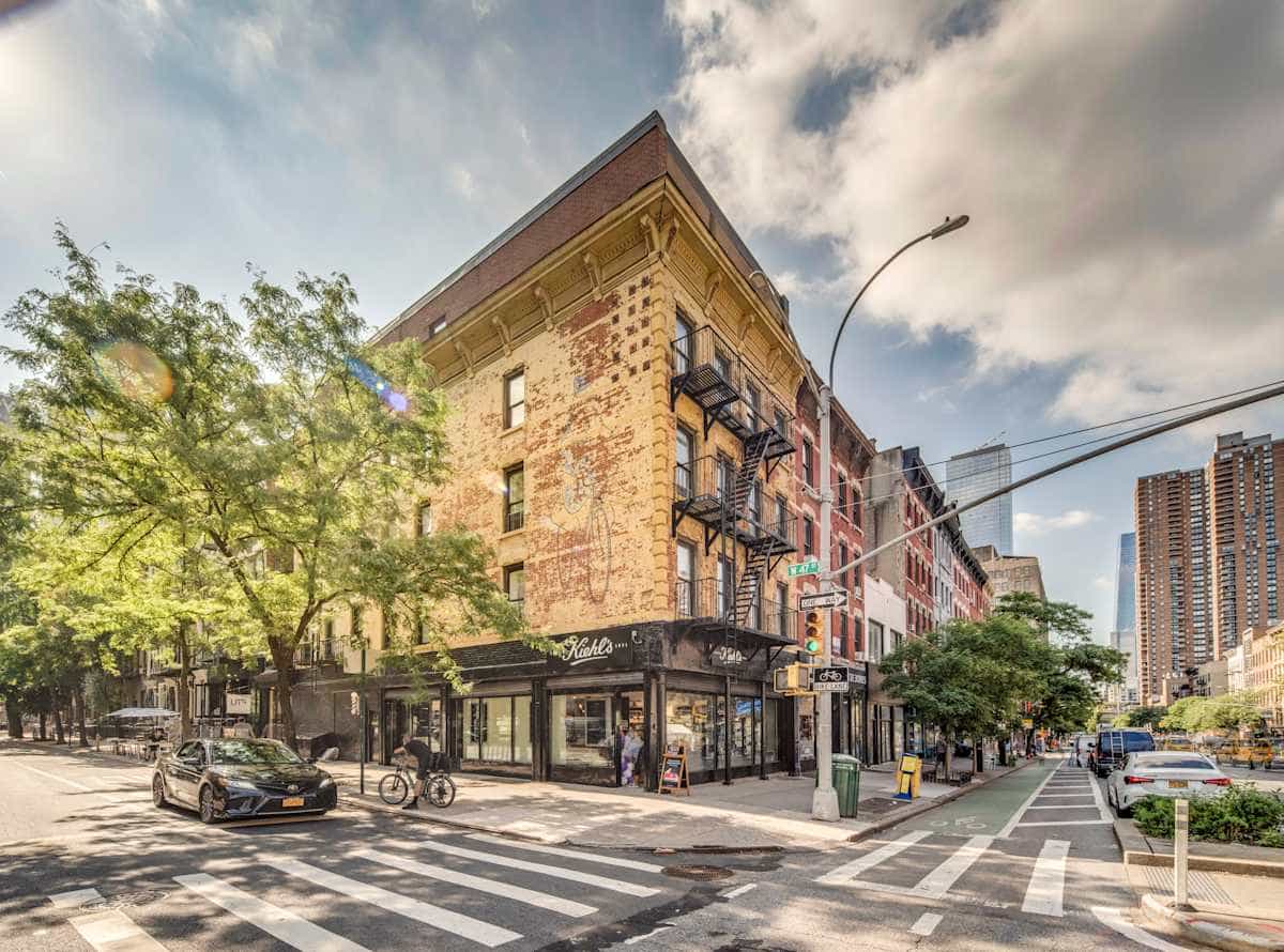 678 9Th Ave #4A #2B, New York, NY 10036 3