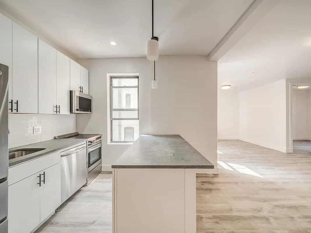 34-04 34 Avenue #E3, Queens, NY 11106 5
