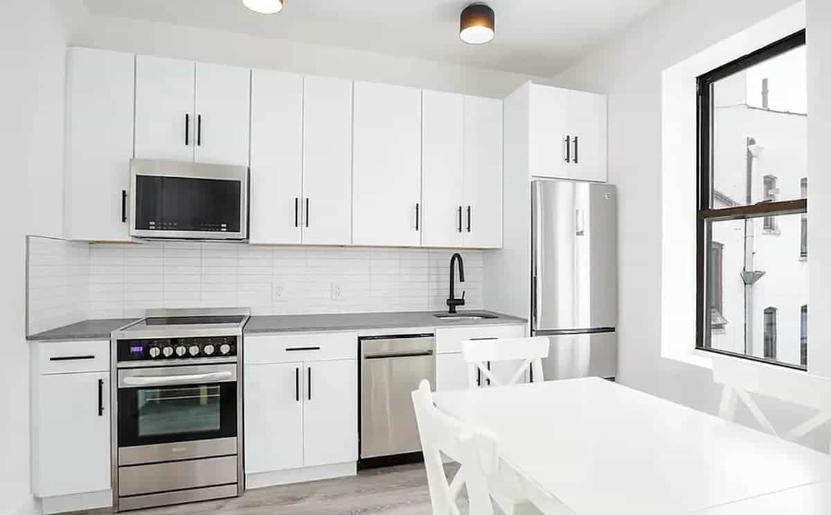 34-04 34 Avenue #E3, Queens, NY 11106 3