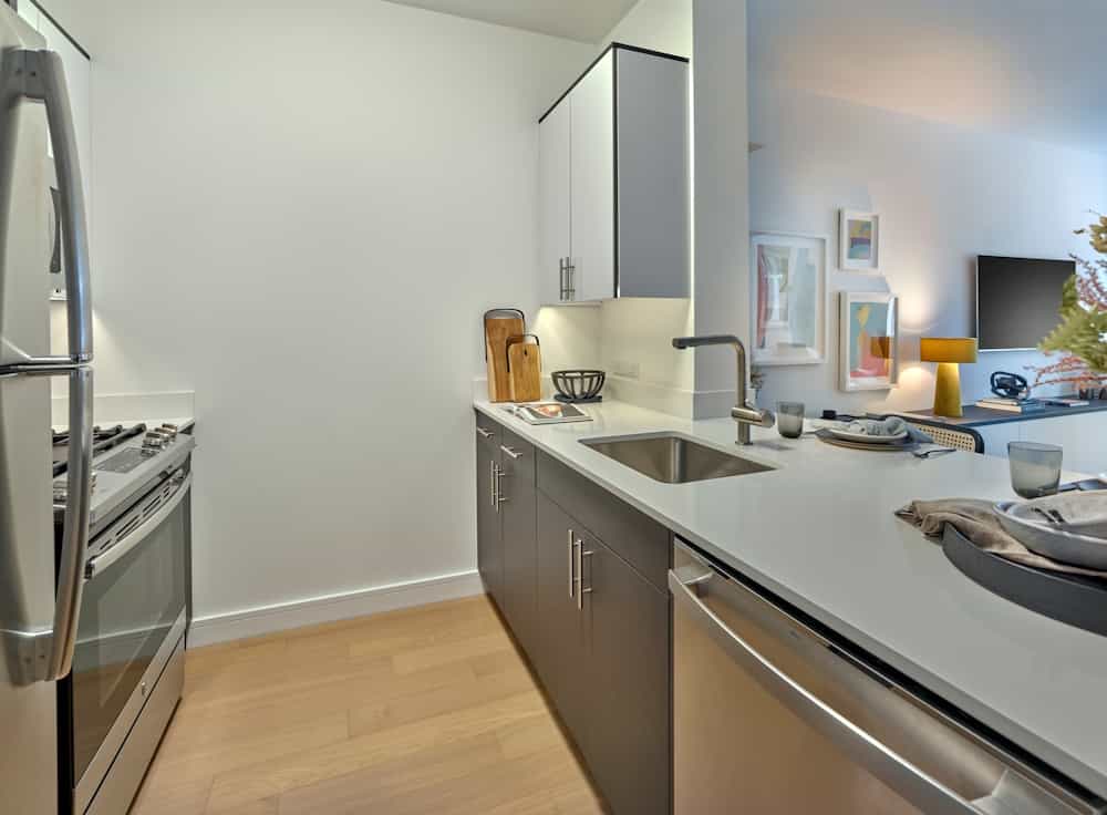 43-12 Hunter Street #1402, Queens, NY 11101 2