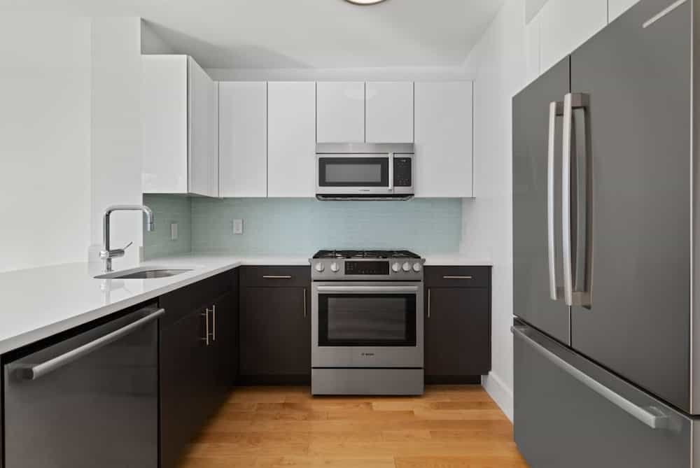 47-05 Center Boulevard #805, Queens, NY 11109 2