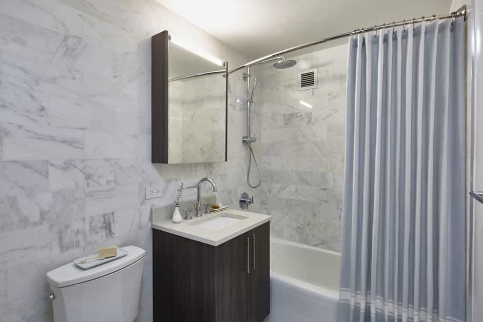 47-05 Center Boulevard #PH13, Queens, NY 11109 4