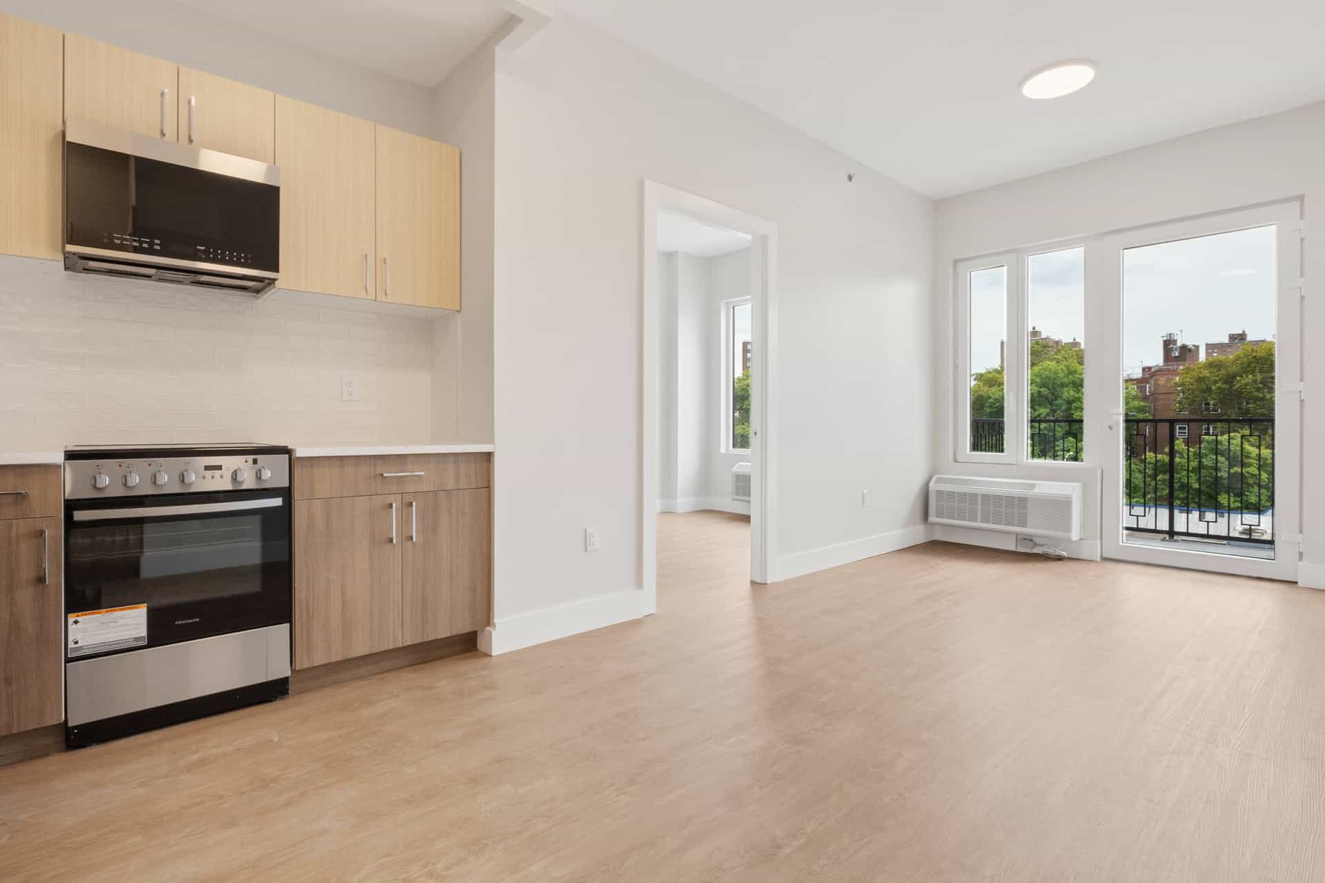 286 Rider Avenue #618, The Bronx, NY 10451 2