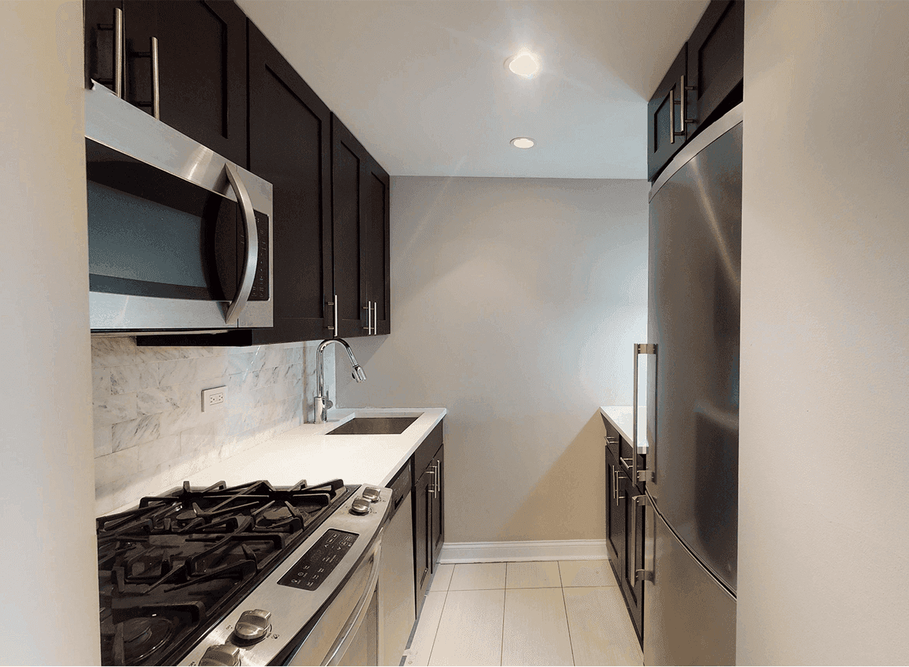 80 North Moore Street #18J, Manhattan, NY 10013 2