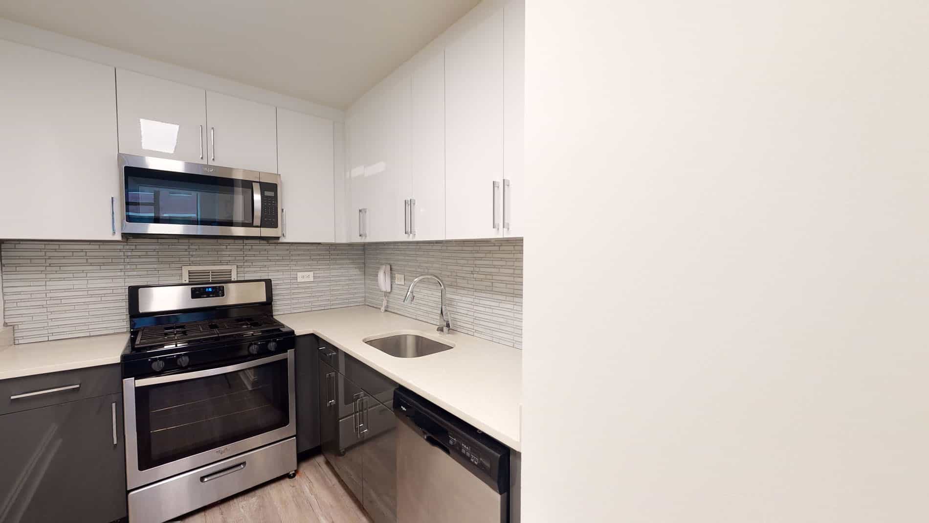 10 Hanover Square #16L, New York, NY 10005 2