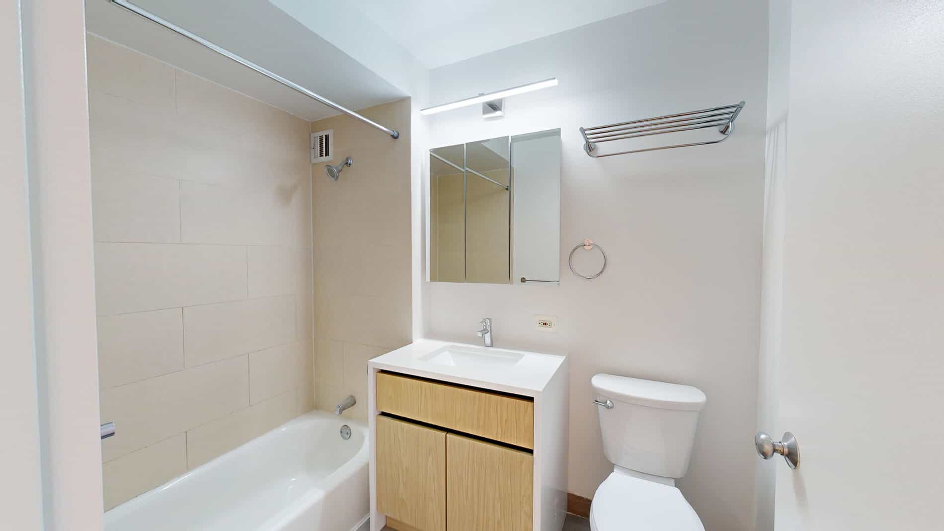 120 West 21 Street #810, Manhattan, NY 10011 2