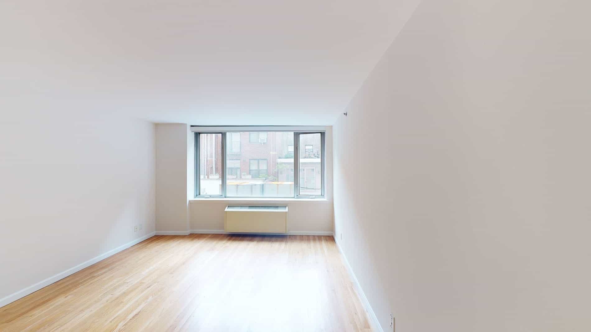 120 West 21 Street #311, Manhattan, NY 10011 3