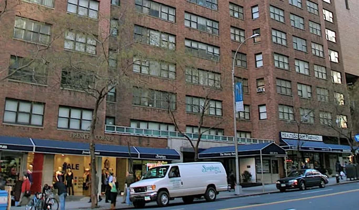120 East 34 Street - Image 1