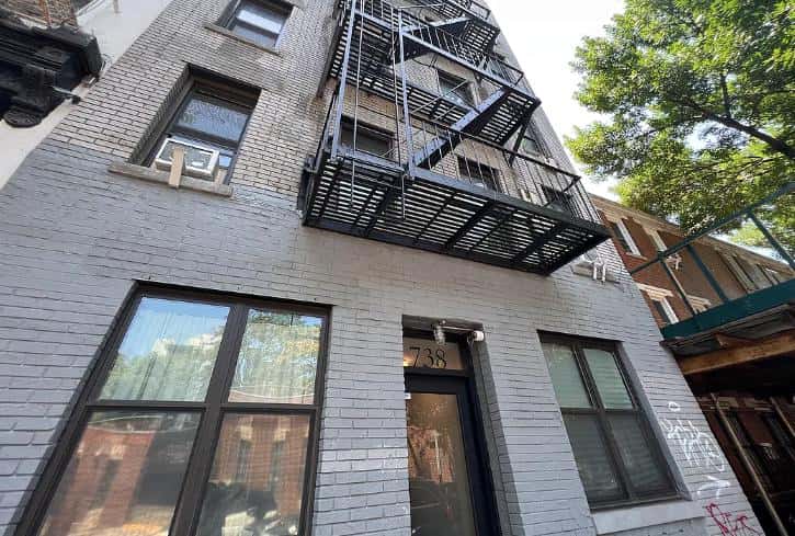 738 East 6 Street - Image 1
