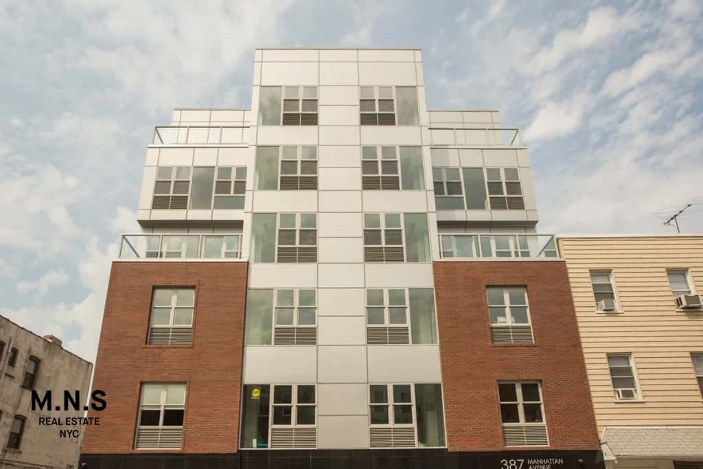 387 Manhattan Avenue - Image 1
