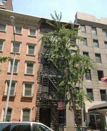 349 East 52 Street - Image 1