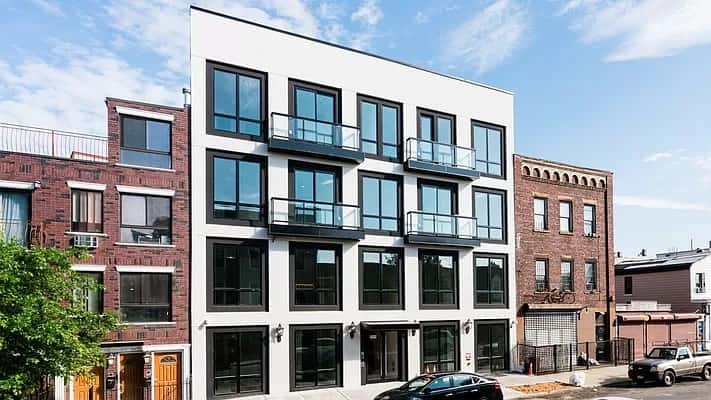 1009 Willoughby Avenue - Image 1
