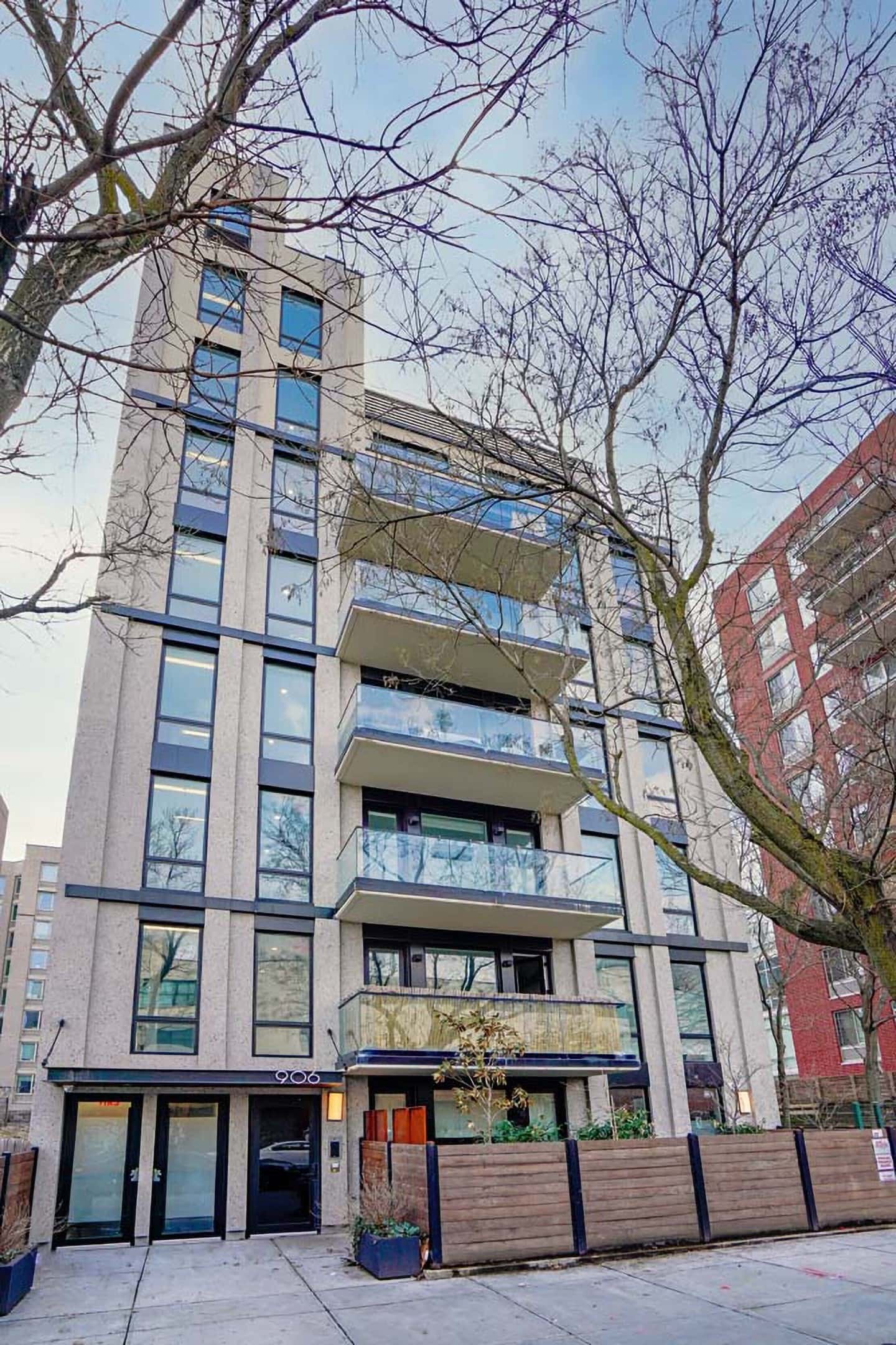 906 Bergen Street - Image 1