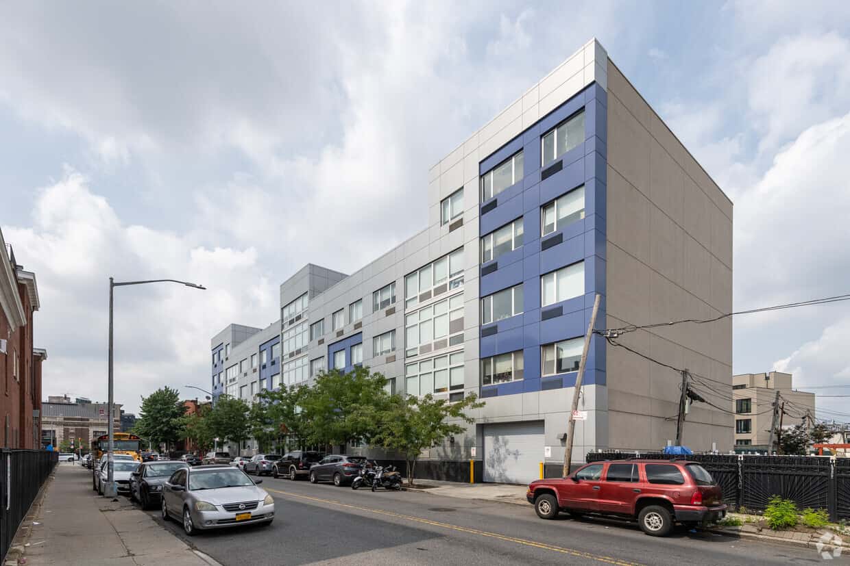 1209 Dekalb - Image 1