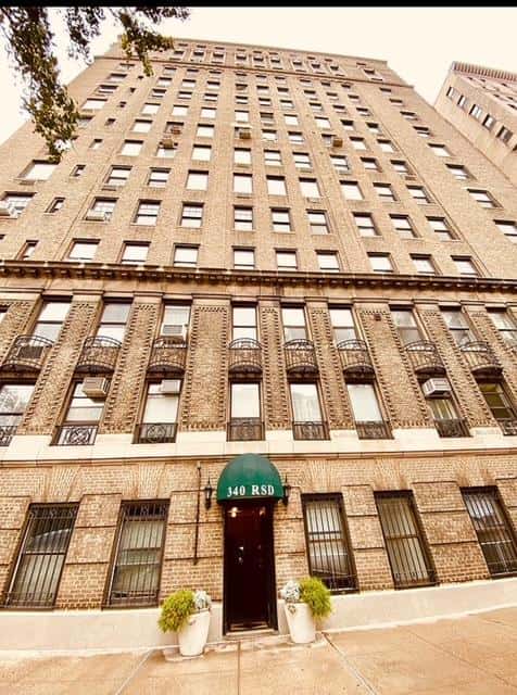 325 Duke Ellington Boulevard - Image 1