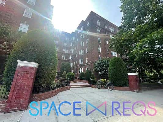 430 Ocean Parkway - Image 1