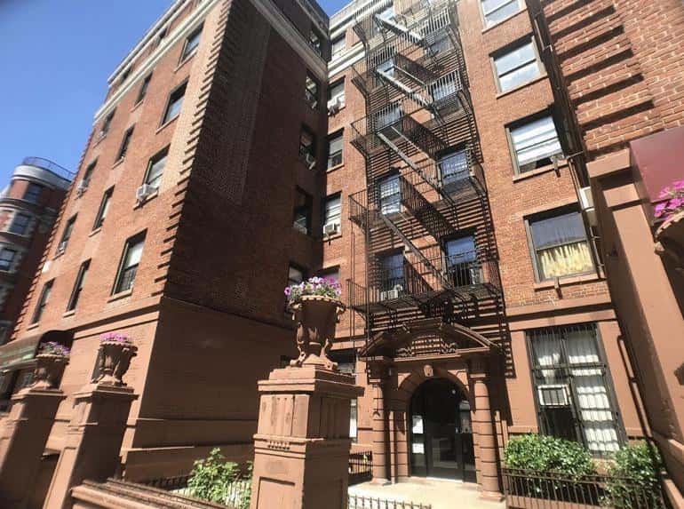 140 Wadsworth Avenue - Image 1