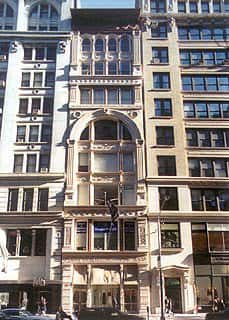 103 5 Avenue - Image 1