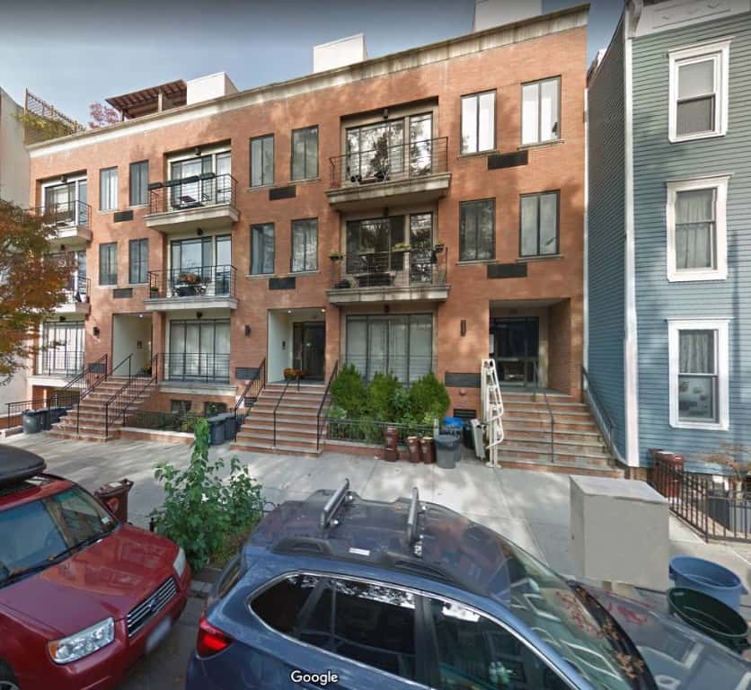 363 16 Street - Image 1