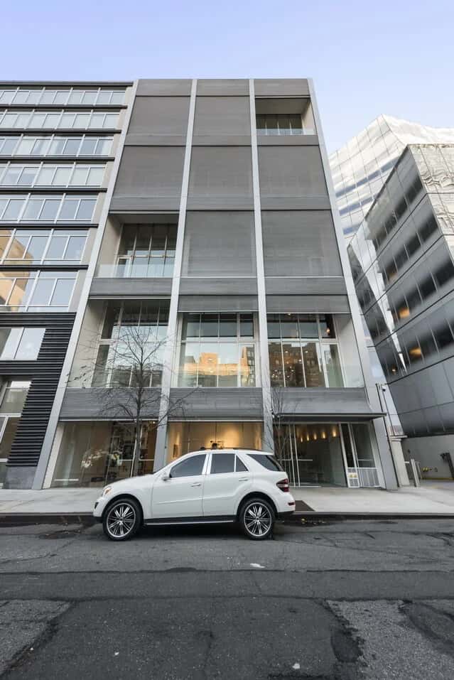 524 West 19 Street - Image 1