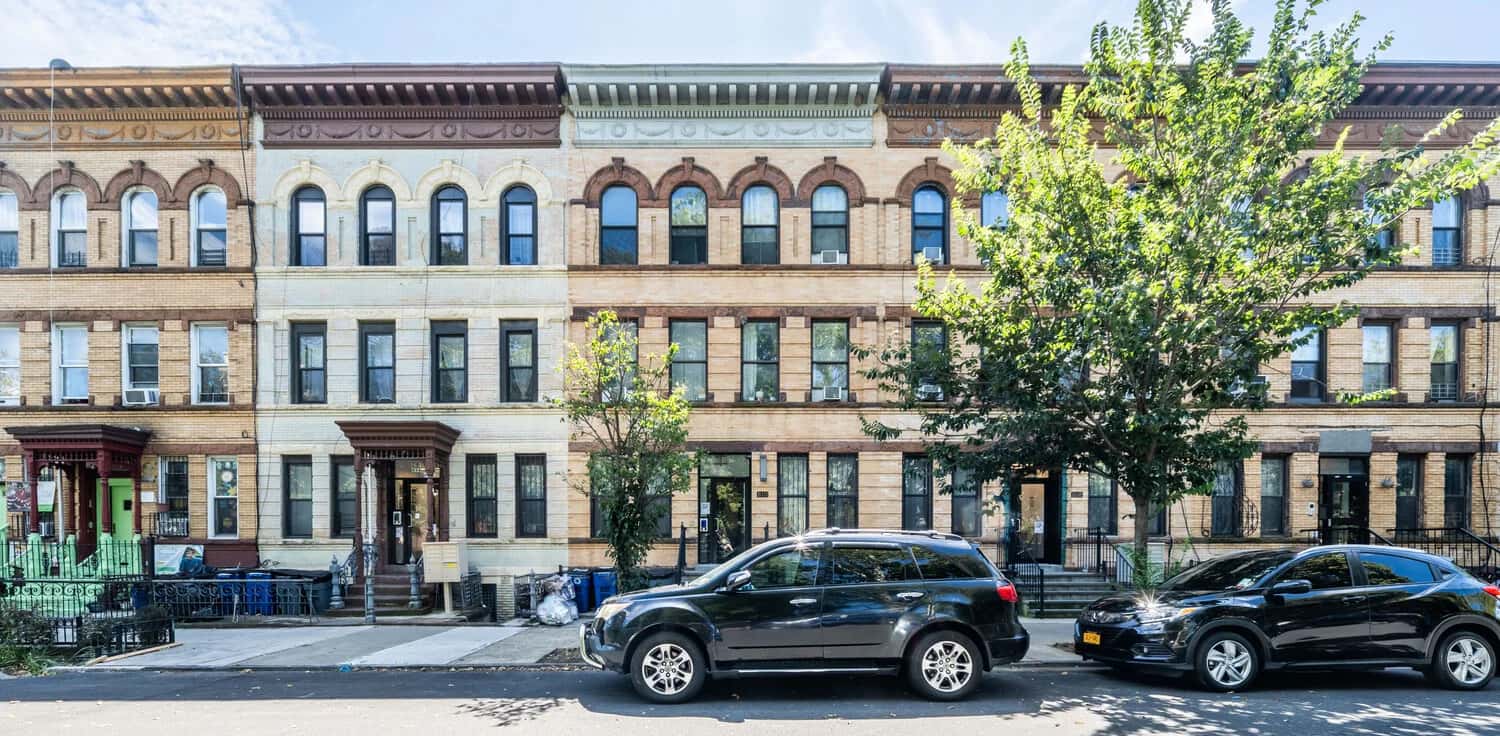 810 Macon Street - Image 1