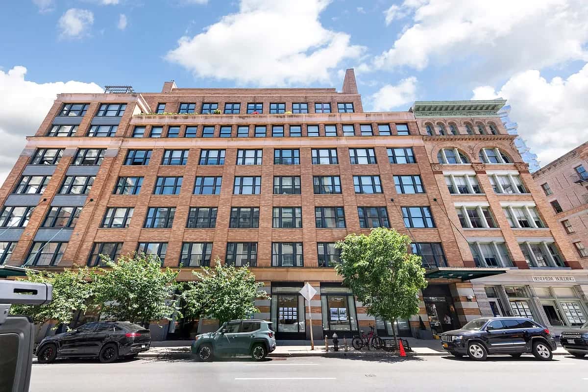 124 Hudson Street - Image 1