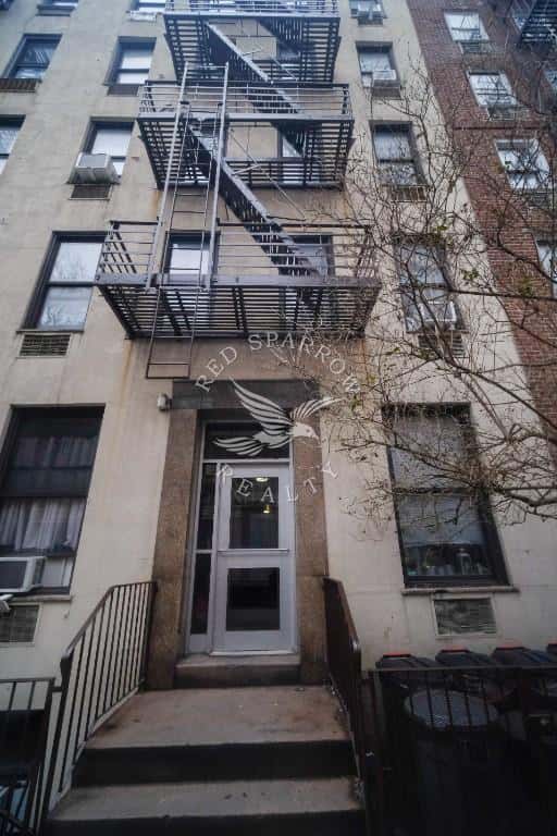 404 East 83 Street - Image 1