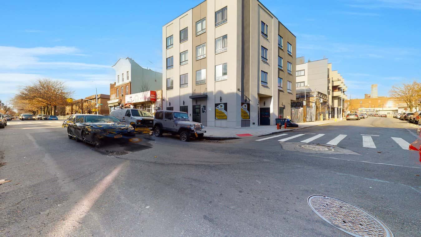 217 Boerum St - Image 1