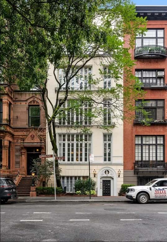 13 Gramercy Park South - Image 1